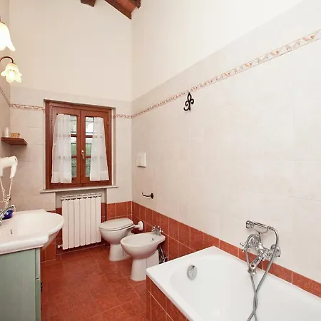 Spacious Ambra